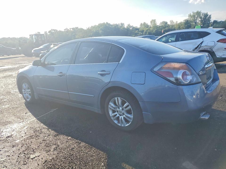 Photo 2 from auction – 2011 NISSAN ALTIMA with VIN 1N4AL2AP9BN428681
