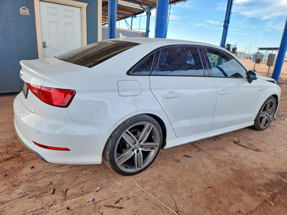 Снимка 3 от търг – 2016 AUDI A3 с VIN WAUA7GFF0G1071298