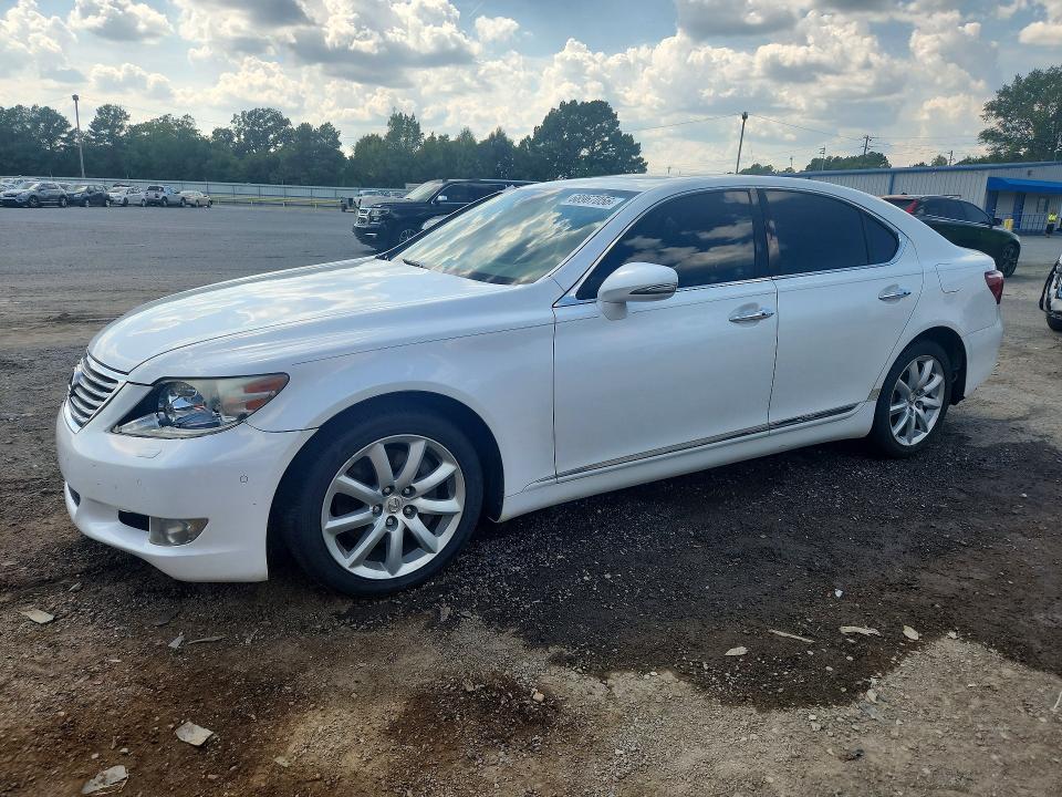 LEXUS LS 2011 с VIN JTHBL5EF5B5103204 - Снимка от търг