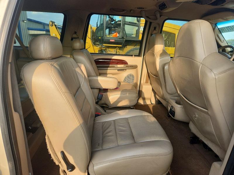 Photo 11 from auction – 2004 FORD EXCURSION with VIN 1FMNU42P34ED59116