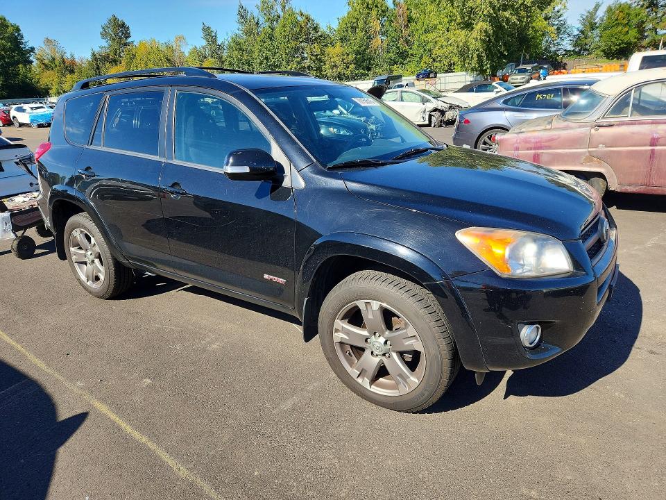 Снимка 4 от търг – 2010 TOYOTA RAV4 с VIN JTMRF4DV4A5033753
