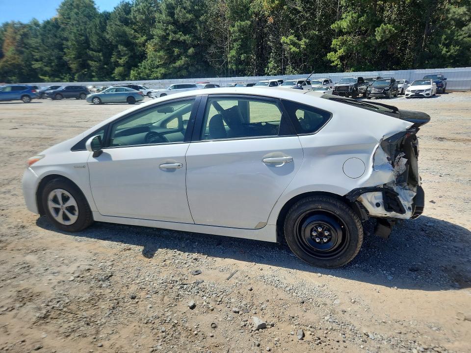 Photo 2 from auction – 2013 TOYOTA PRIUS with VIN JTDKN3DU9D5678120