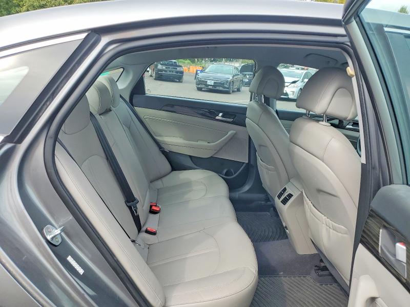 Снимка 10 от търг – 2017 HYUNDAI SONATA PLUG-IN HYBRID с VIN KMHE54L28HA059634