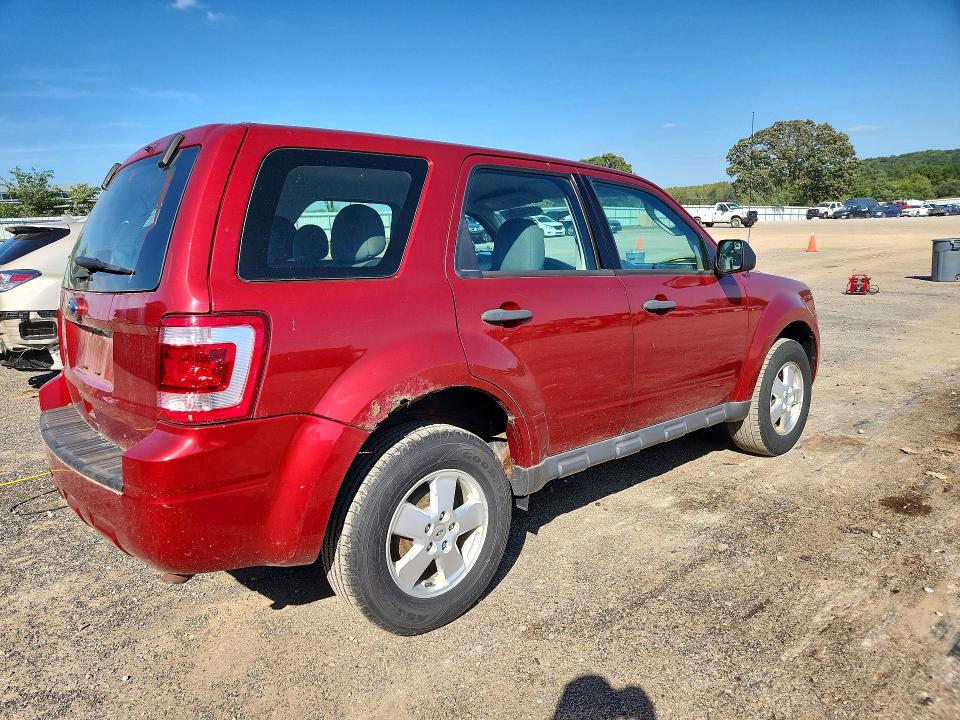 Photo 3 from auction – 2012 FORD ESCAPE with VIN 1FMCU0C71CKB63268