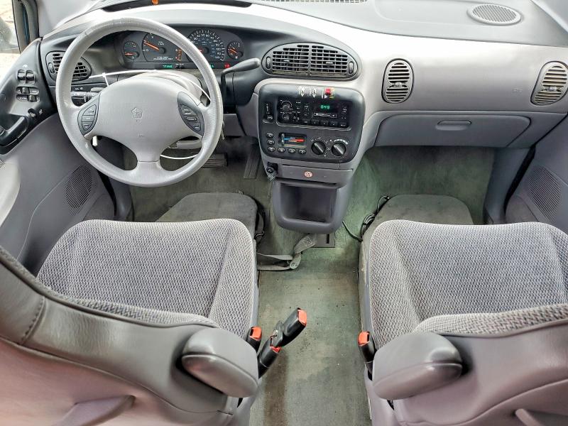 Photo 8 from auction – 1997 DODGE GRAND CARAVAN with VIN 1B4GP44R9VB298244