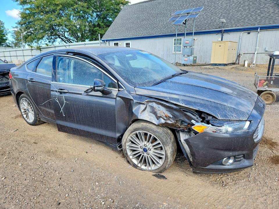 Фото 4 с аукциона – 2015 FORD FUSION с VIN 3FA6P0HD0FR112888