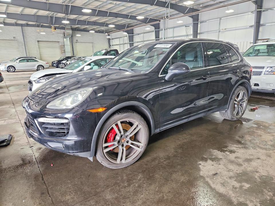 2014 PORSCHE CAYENNE - Търг №67737456