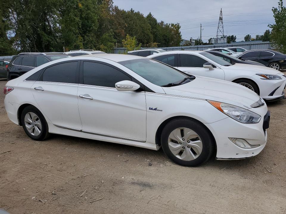 صورة رقم 4 من المزاد - 2013 HYUNDAI SONATA مع VIN KMHEC4A47DA097845