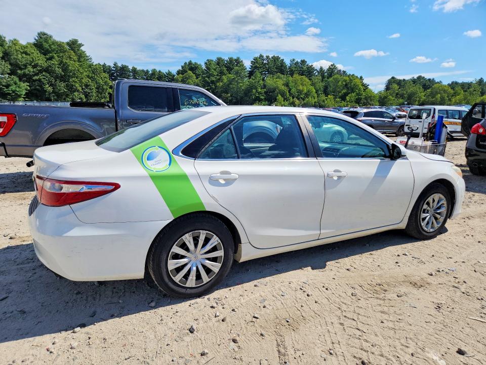 Photo 3 from auction – 2016 TOYOTA CAMRY HYBRID with VIN 4T1BD1FK6GU188064