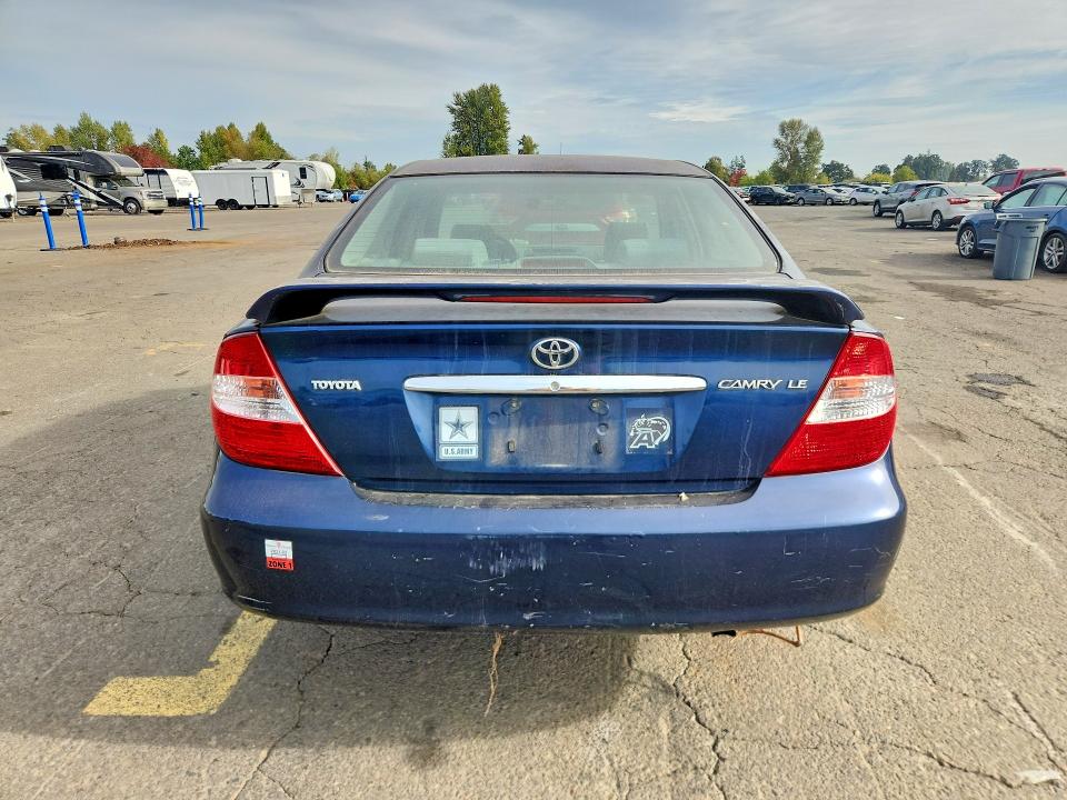 Снимка 6 от търг – 2002 TOYOTA CAMRY с VIN JTDBE32K620029094