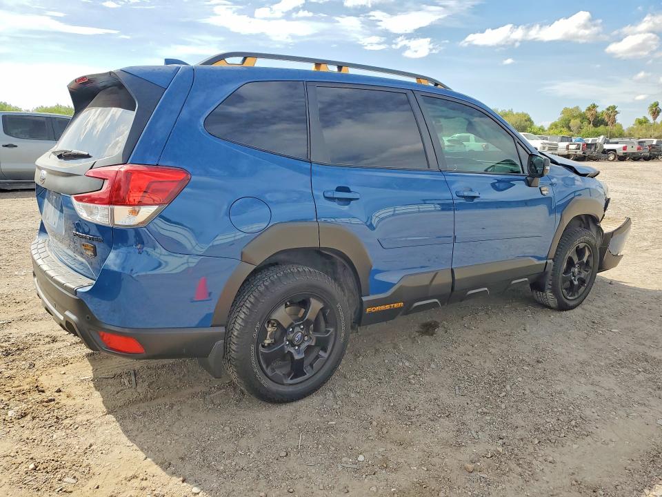 Foto 3 de la subasta – 2023 SUBARU FORESTER con VIN JF2SKAMC1PH473495
