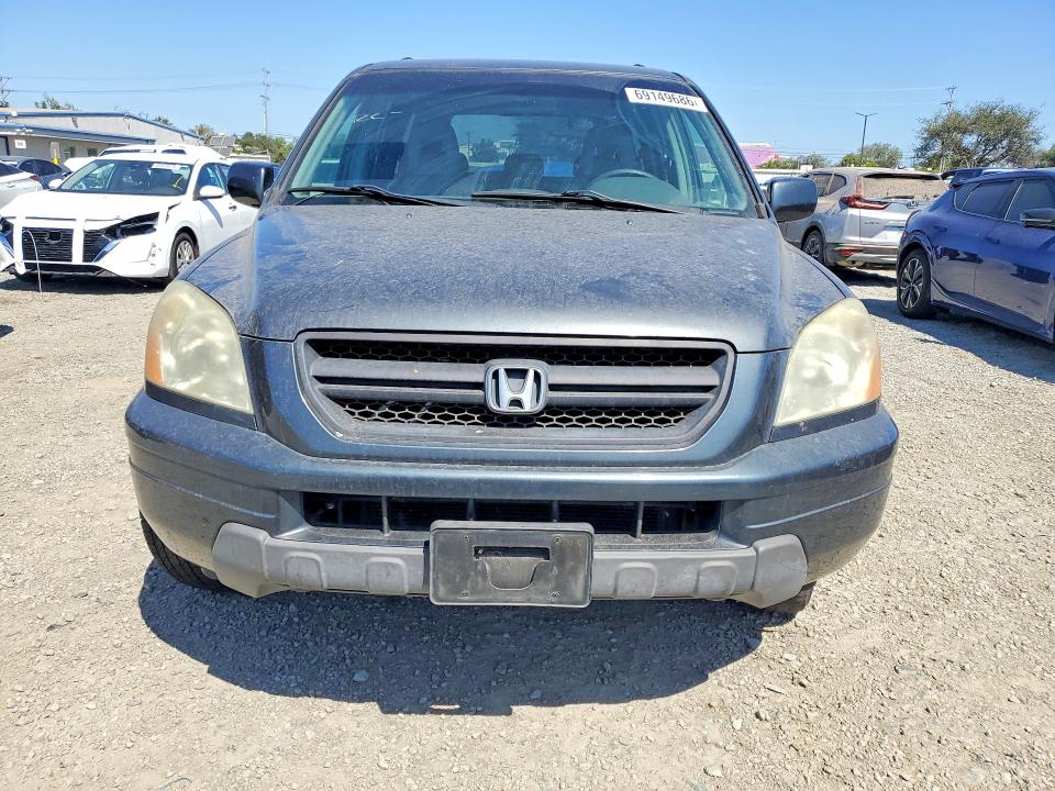 Фото 5 с аукциона – 2004 HONDA PILOT с VIN 2HKYF18534H571577