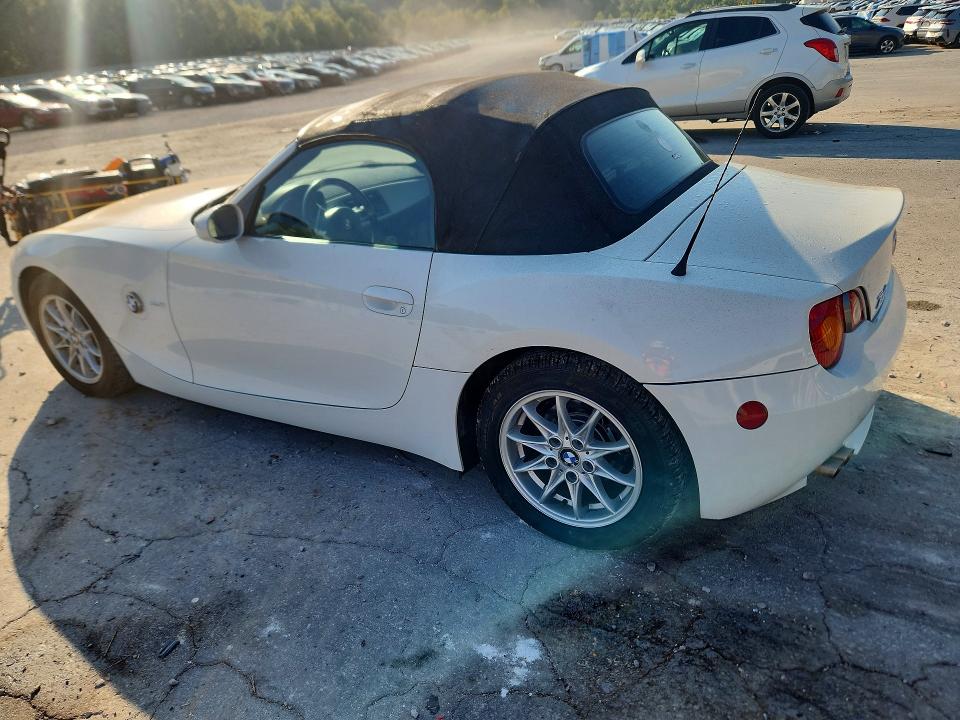 Photo 2 from auction – 2005 BMW Z4 with VIN 4USBT33545LS54965