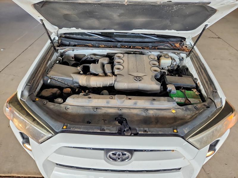 Снимка 12 от търг – 2018 TOYOTA 4RUNNER с VIN JTEBU5JR5J5583866