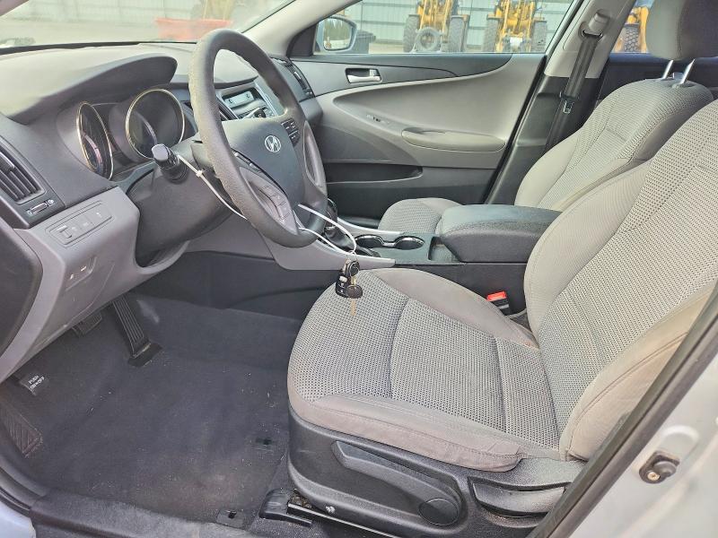 Снимка 7 от търг – 2011 HYUNDAI SONATA с VIN 5NPEB4AC0BH156383
