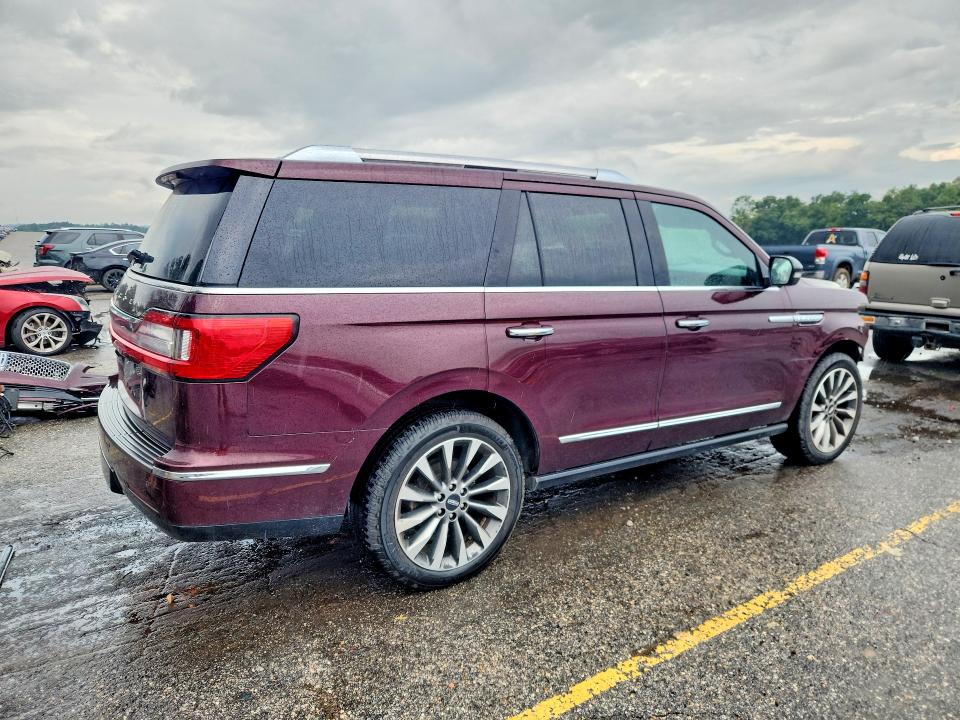 Photo 3 from auction – 2018 LINCOLN NAVIGATOR with VIN 5LMJJ2HT1JEL08416