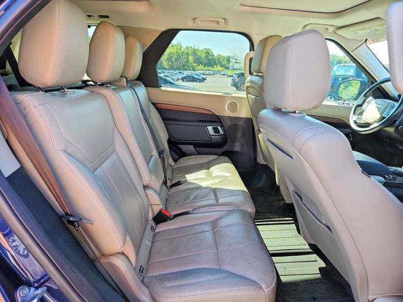 Photo 11 from auction – 2017 LAND ROVER DISCOVERY with VIN SALRRBBK9HA035691