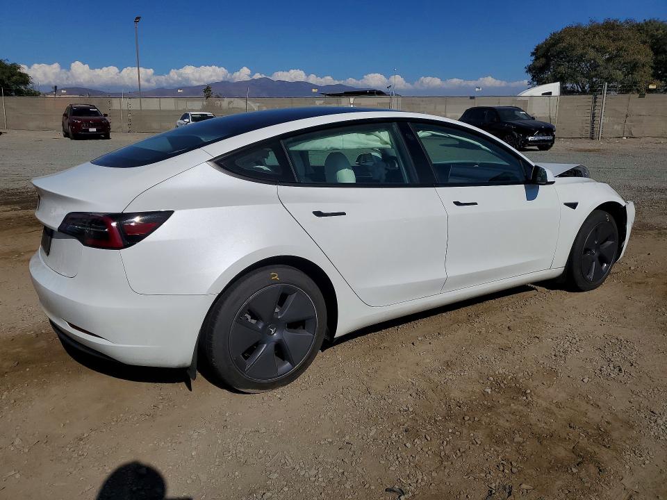 Photo 3 from auction – 2023 TESLA MODEL 3 with VIN 5YJ3E1EA1PF554178