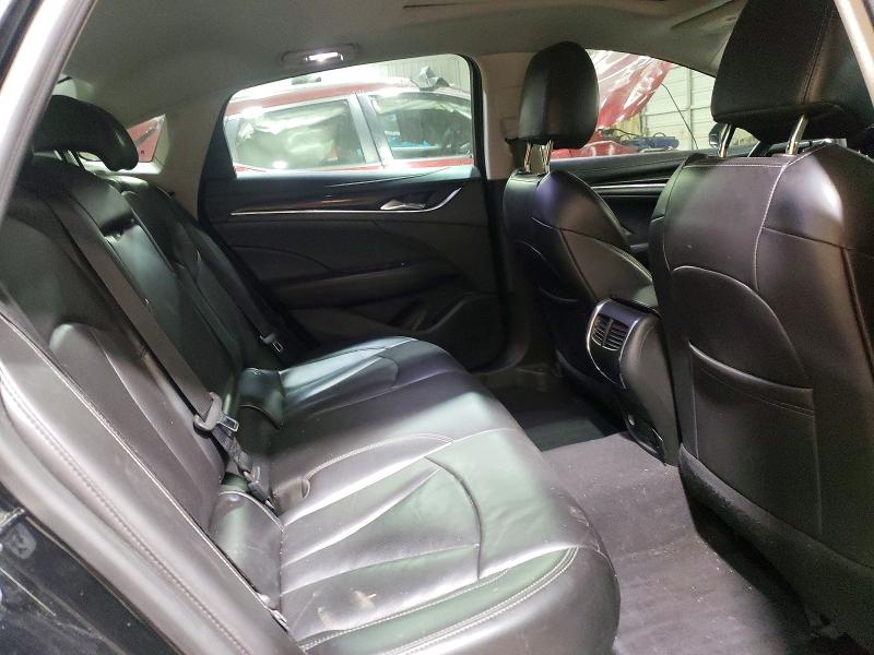 Photo 10 from auction – 2017 BUICK LACROSSE with VIN 1G4ZR5SS2HU168182