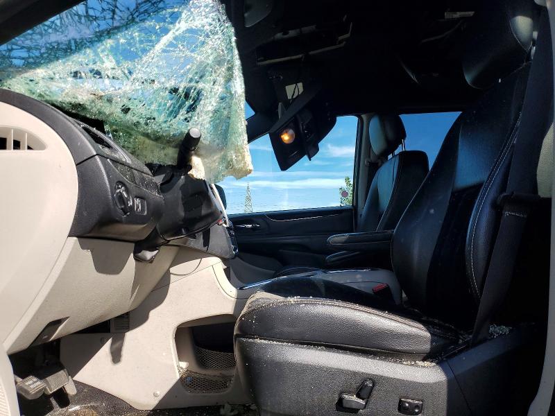 Photo 7 from auction – 2017 DODGE GRAND CARAVAN with VIN 2C4RDGBG3HR781225
