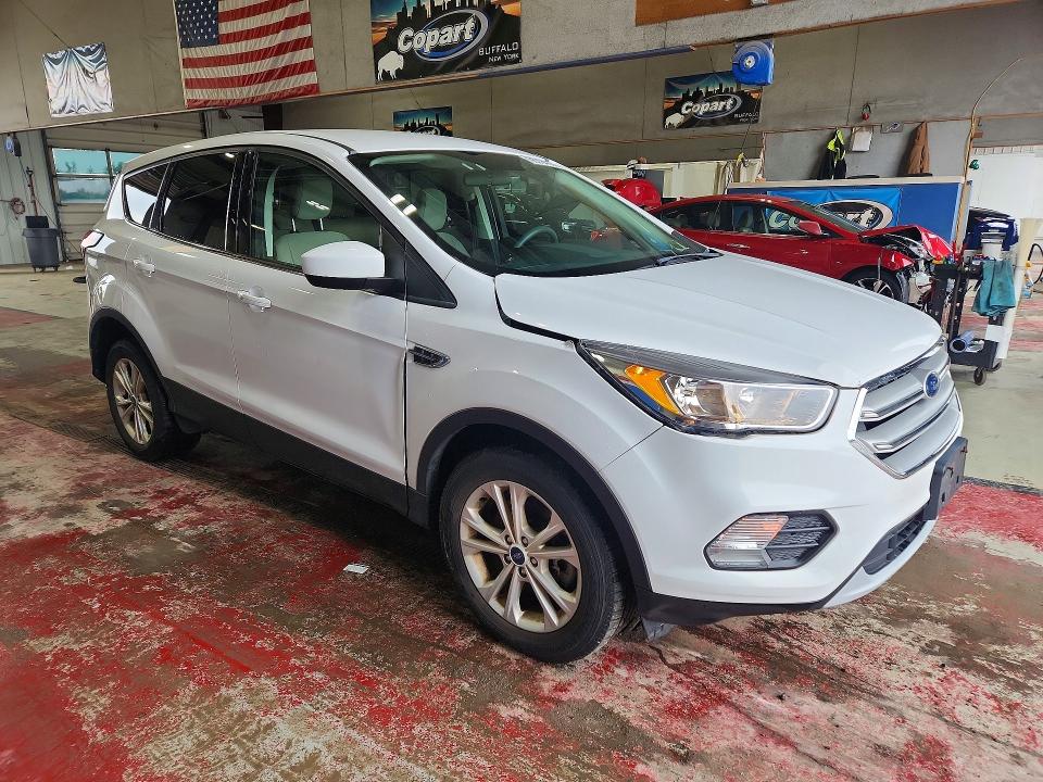 Photo 4 from auction – 2019 FORD ESCAPE with VIN 1FMCU9GD5KUB97995