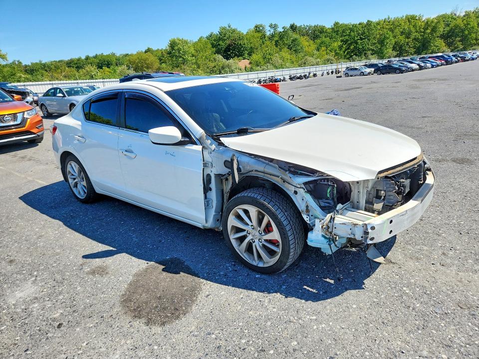 Zdjęcie 4 z aukcji – 2016 ACURA ILX z VIN 19UDE2F70GA015185