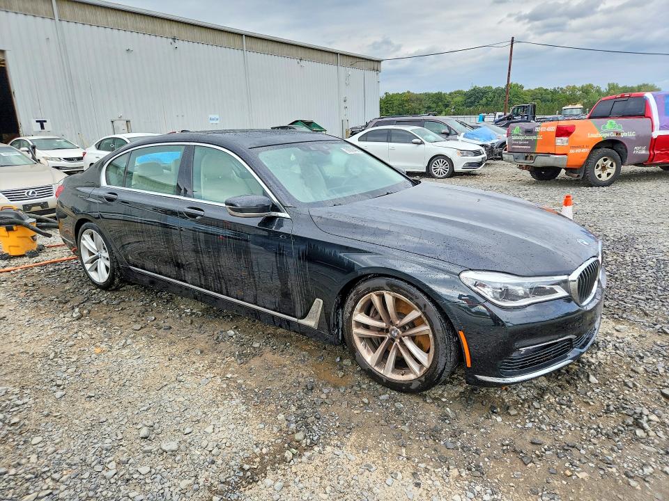 Foto 4 de la subasta – 2018 BMW 750 con VIN WBA7F2C59JB238299
