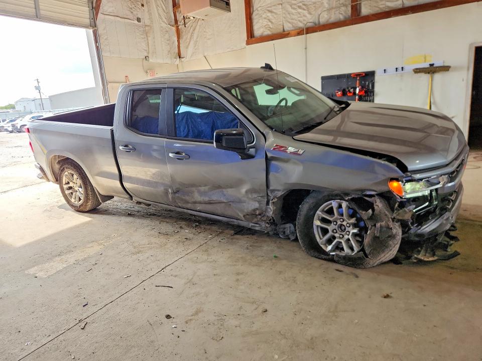 Photo 4 from auction – 2025 CHEVROLET SILVERADO with VIN 1GCRKEED2SZ311115