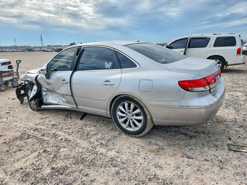 Photo 2 from auction – 2008 HYUNDAI AZERA with VIN KMHFC46F18A304122