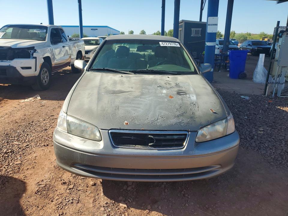 Photo 5 from auction – 2000 TOYOTA CAMRY with VIN 4T1BG22K4YU694576