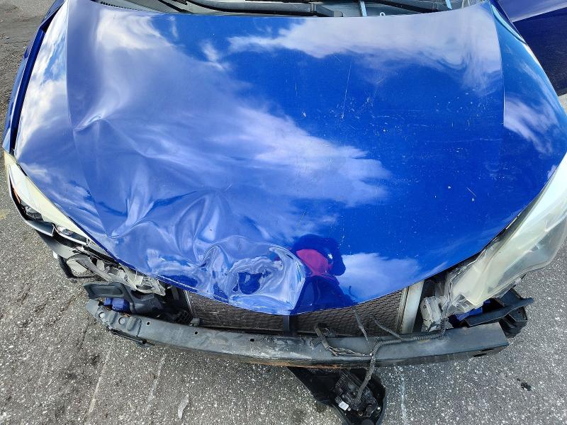 Снимка 11 от търг – 2019 TOYOTA COROLLA с VIN 2T1BURHE0KC127633