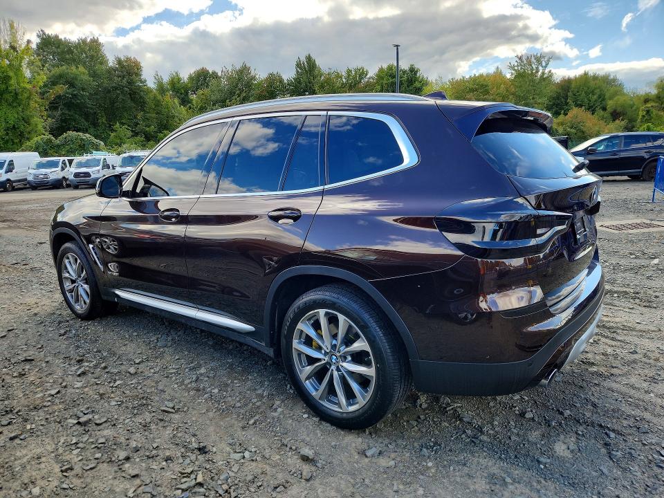 Снимка 2 от търг – 2018 BMW X3 с VIN 5UXTR9C50JLC84181