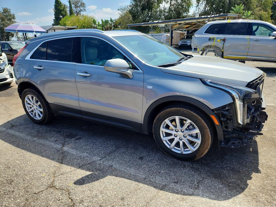 Photo 4 from auction – 2023 CADILLAC XT4 with VIN 1GYAZAR48PF108809