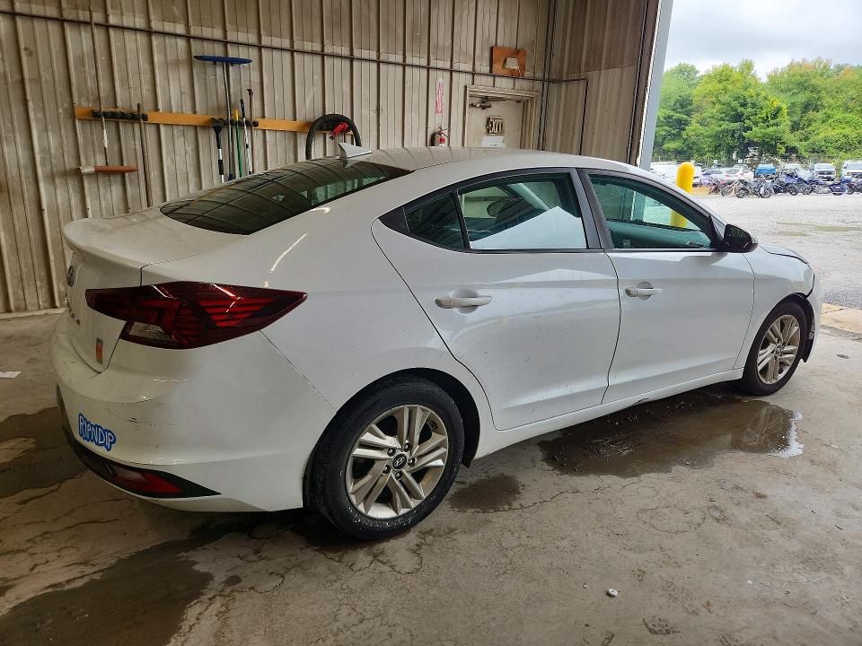 Снимка 3 от търг – 2020 HYUNDAI ELANTRA с VIN 5NPD84LF4LH565070