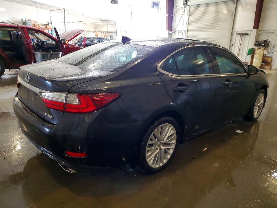 Снимка 3 от търг – 2018 LEXUS ES с VIN 58ABK1GG2JU103592