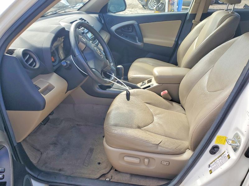 Photo 7 from auction – 2011 TOYOTA RAV4 with VIN 2T3YF4DV7BW092401