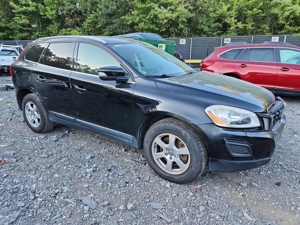 Photo 4 from auction – 2011 VOLVO XC60 with VIN YV4952DZ7B2173547