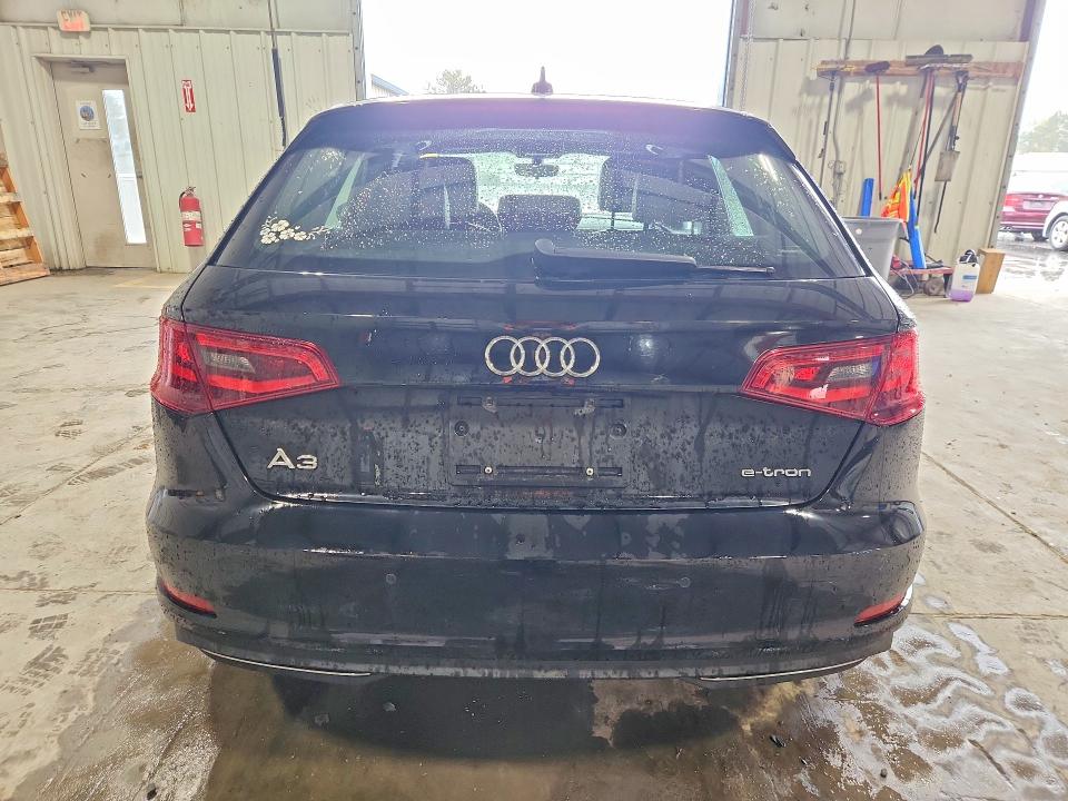 Foto 6 de la subasta – 2016 AUDI A3 con VIN WAUUPBFF2GA145529