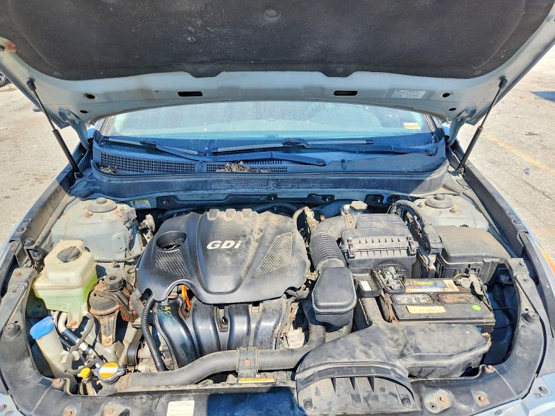 Photo 11 from auction – 2011 HYUNDAI SONATA with VIN 5NPEB4AC9BH073633
