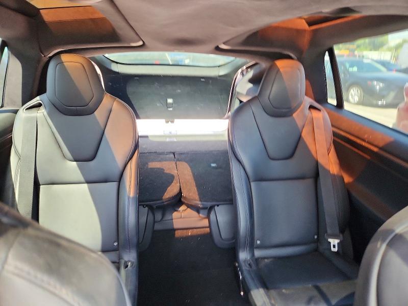 Foto 10 de la subasta – 2018 TESLA MODEL X con VIN 5YJXCBE26JF116009