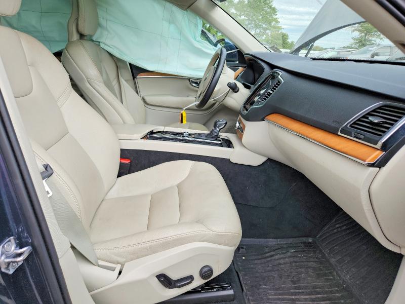 Photo 7 from auction – 2021 VOLVO XC90 with VIN YV4A22PK7M1715663
