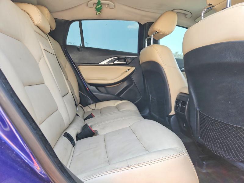 Photo 11 from auction – 2017 INFINITI QX30 with VIN SJKCH5CRXHA039677