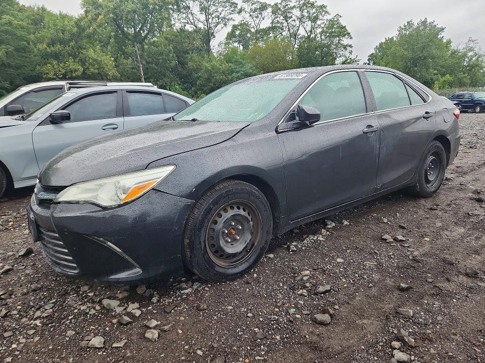 2015 TOYOTA CAMRY HYBRID - Търг №67389296