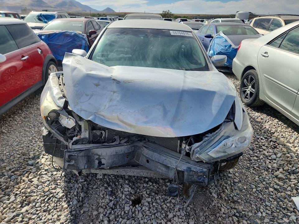 Photo 5 from auction – 2017 NISSAN ALTIMA with VIN 1N4AL3AP8HC236095