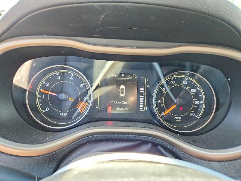 Снимка 9 от търг – 2015 JEEP CHEROKEE с VIN 1C4PJLAB2FW505931