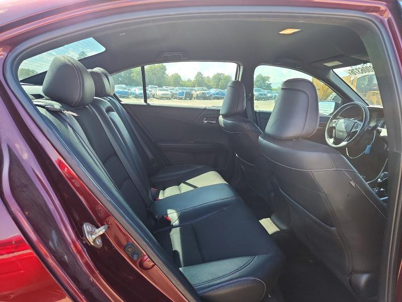 Photo 10 from auction – 2016 HONDA ACCORD with VIN 1HGCR2F53GA240280