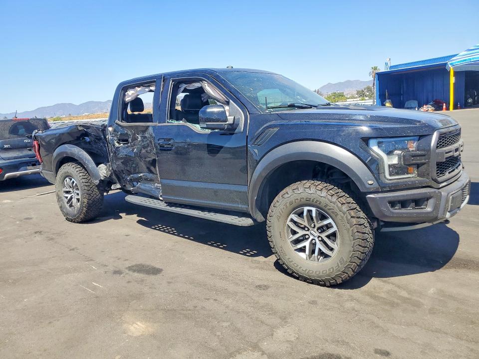 Photo 4 from auction – 2017 FORD F150 with VIN 1FTFW1RG7HFC90342