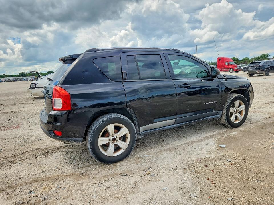 Photo 3 from auction – 2012 JEEP COMPASS with VIN 1C4NJCBA6CD553890