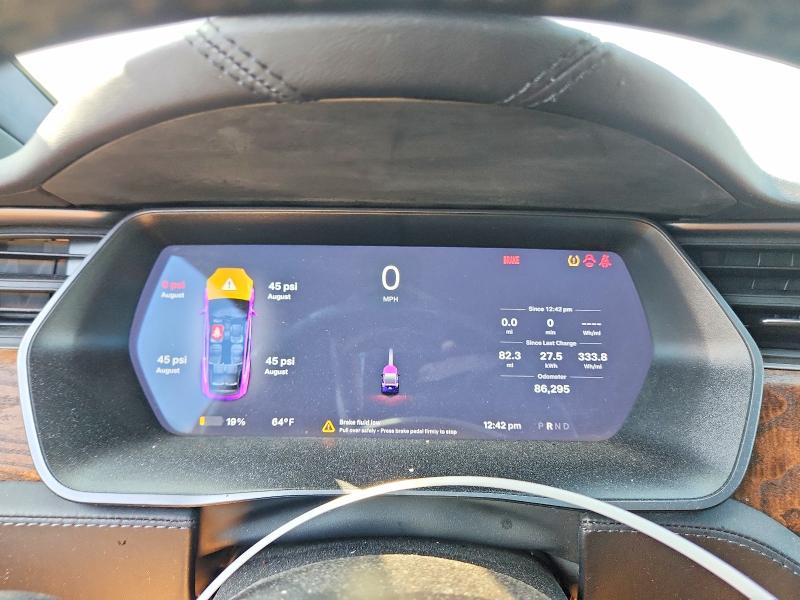 Photo 9 from auction – 2020 TESLA MODEL X with VIN 5YJXCBE22LF239017