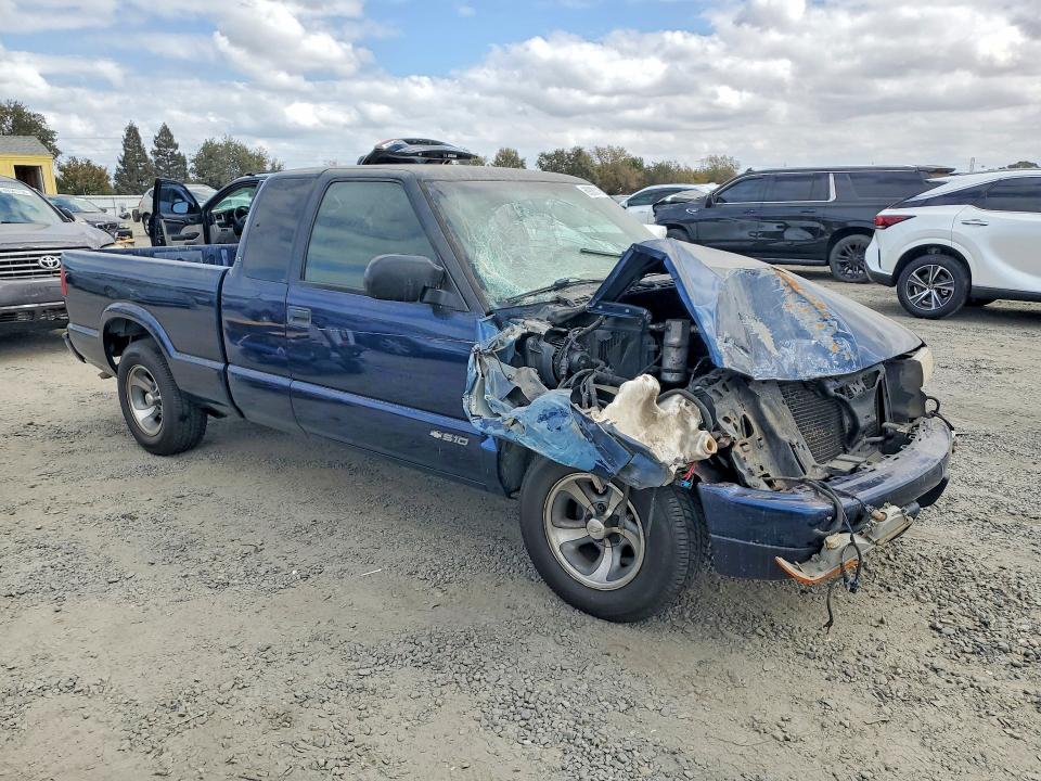 Photo 4 from auction – 2001 CHEVROLET S 10 with VIN 1GCCS19W818103335
